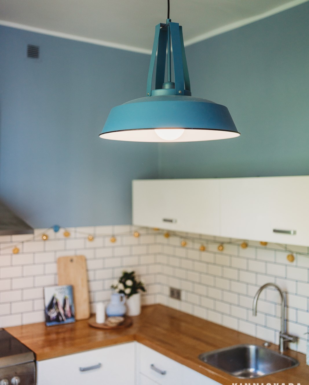 12 apt with character